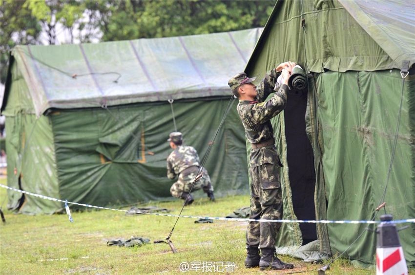 吐鲁番军用充气大型帐篷